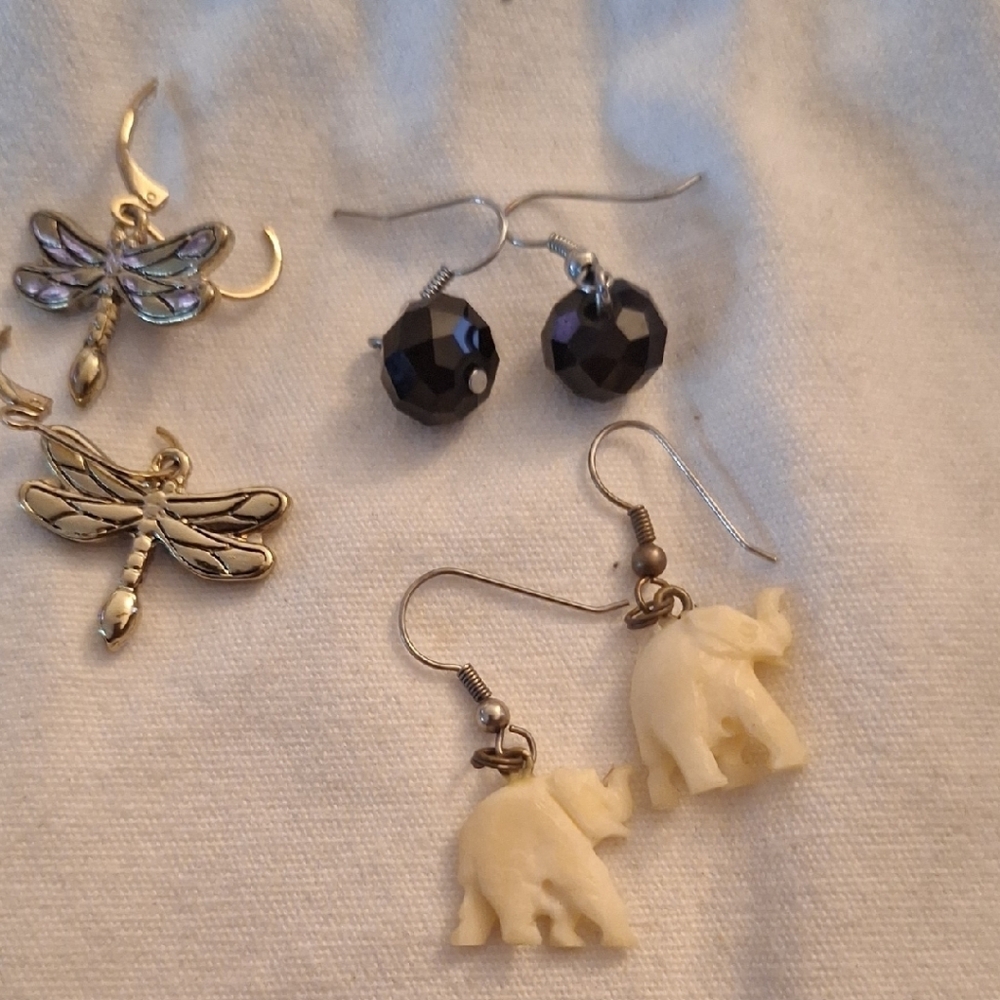 Dragonfly,Elephant Earrings & Black Crystals 3 Pair Earings - Picture 5 of 5
